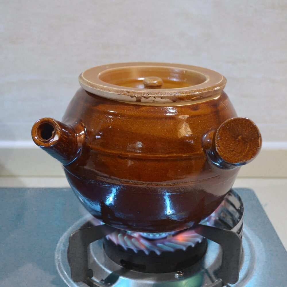 Caçarola de barro, 2,268 g/2400 ml, resistente ao calor, fei... - Image 2