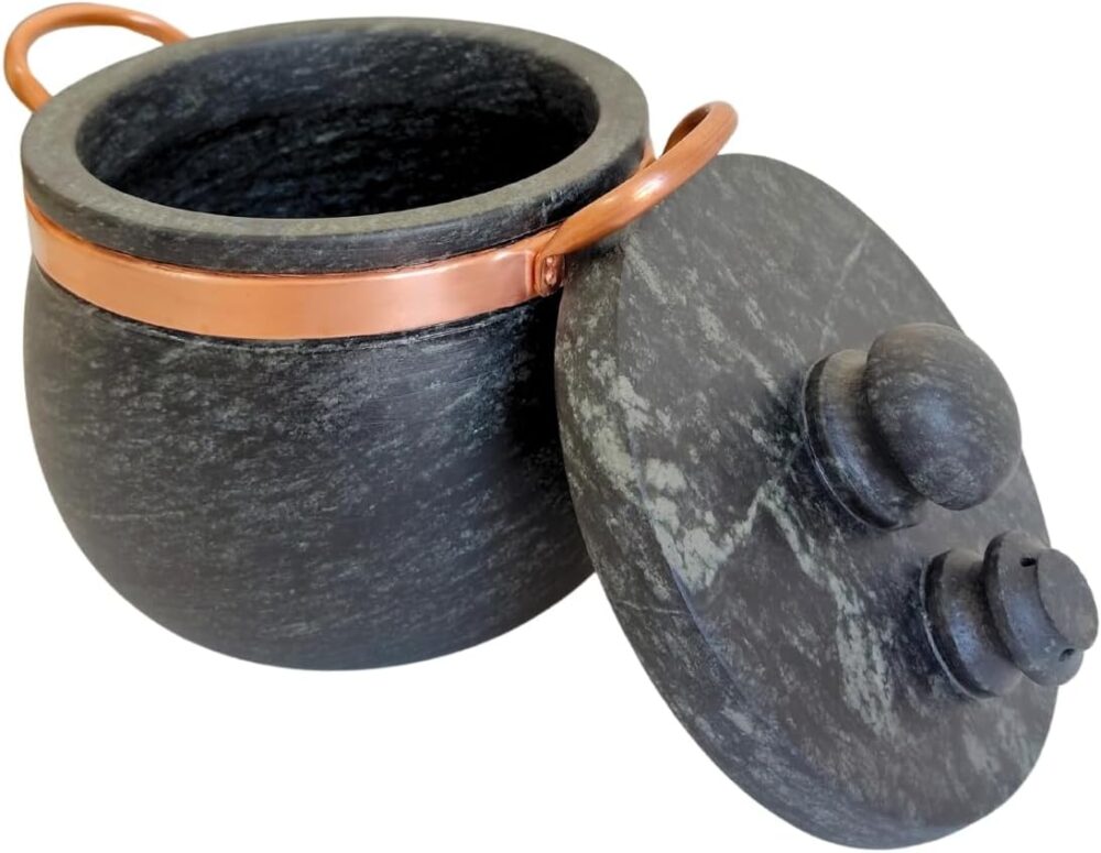 Panela de Pedra Sabão com Detalhes em Cobre, Capacidade Gran... - Image 2