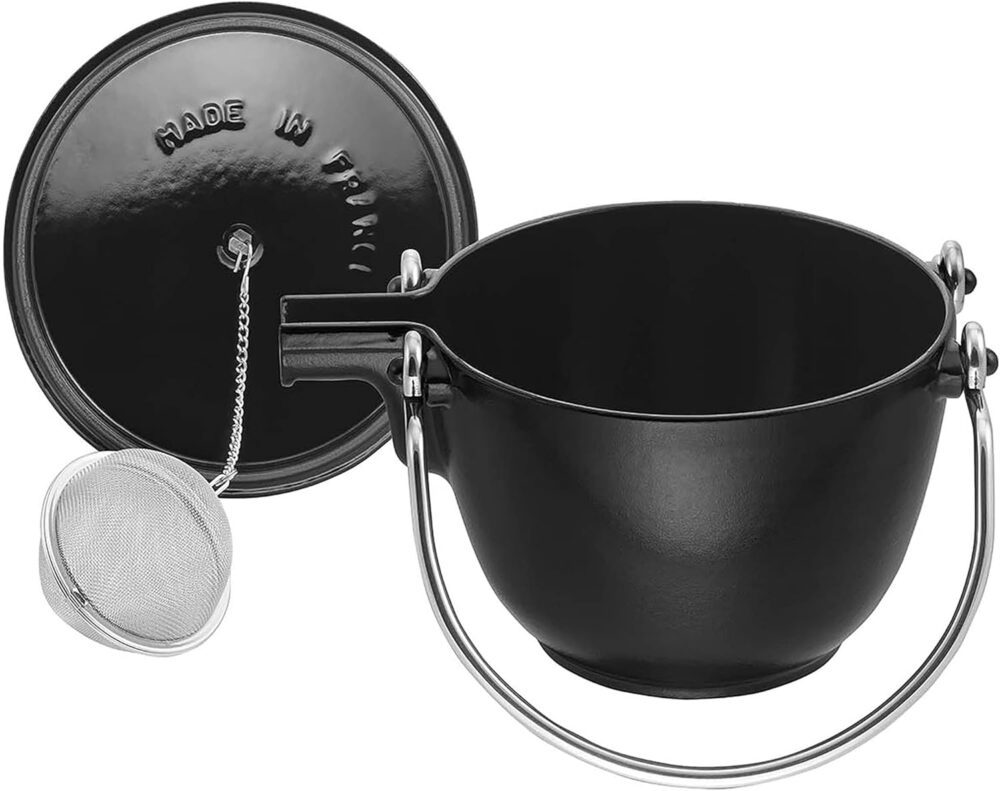 Staub Chaleira de chá redonda de ferro fundido 1-qt - Preto ... - Image 2
