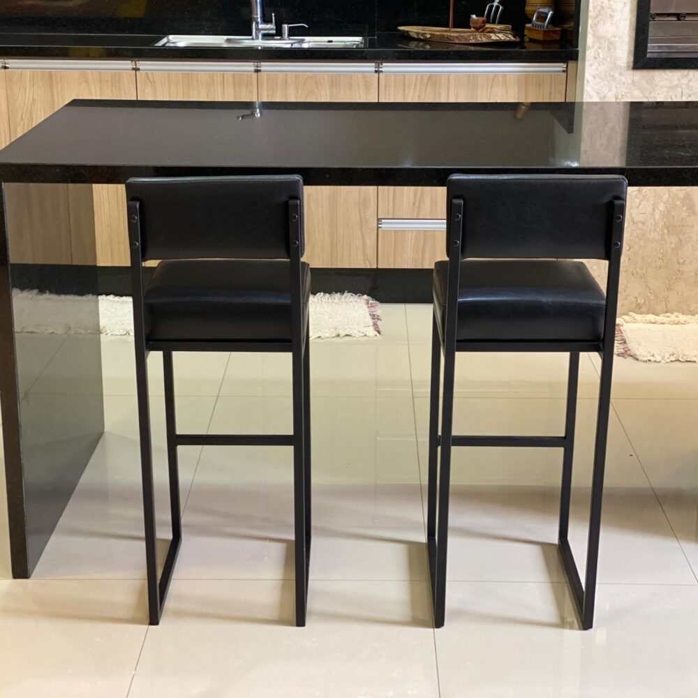 Banqueta para balcão de cozinha de Ferro Estofada em Couro S... - Image 9