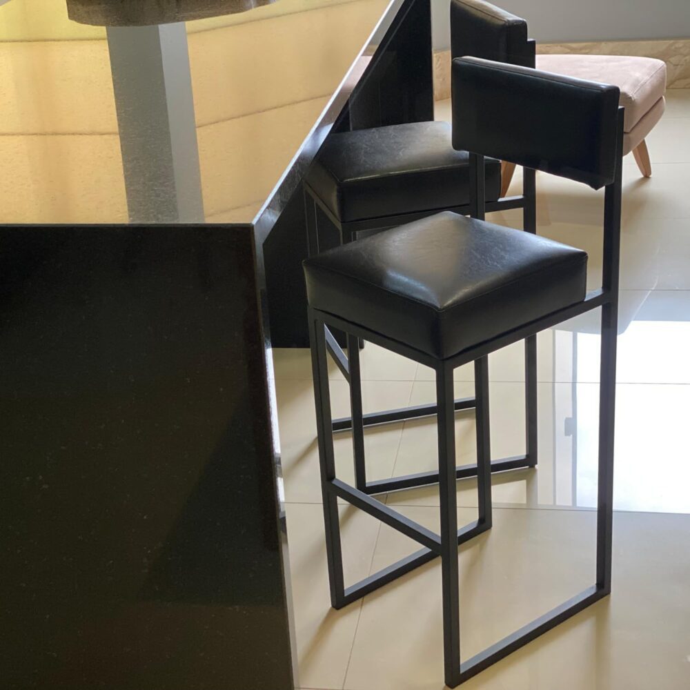 Banqueta para balcão de cozinha de Ferro Estofada em Couro S... - Image 7