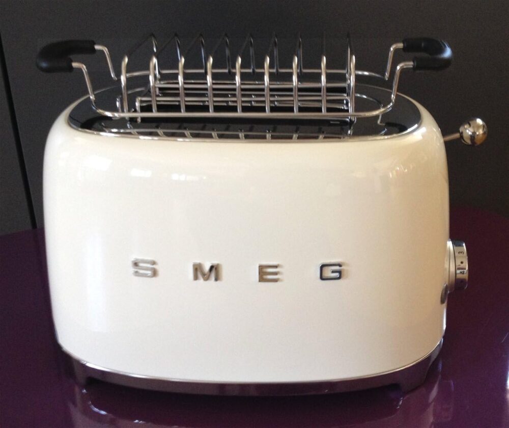 Aquecedor de pão Smeg para torradeira de 2 fatias - Image 2