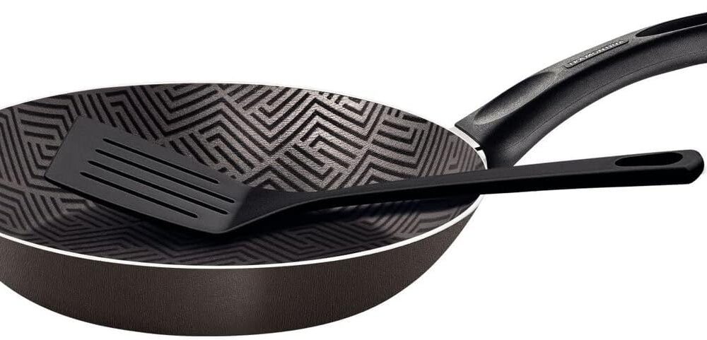 Análise prática da frigideira Tramontina Paris em alumínio: desempenho e durabilidade no uso diário.