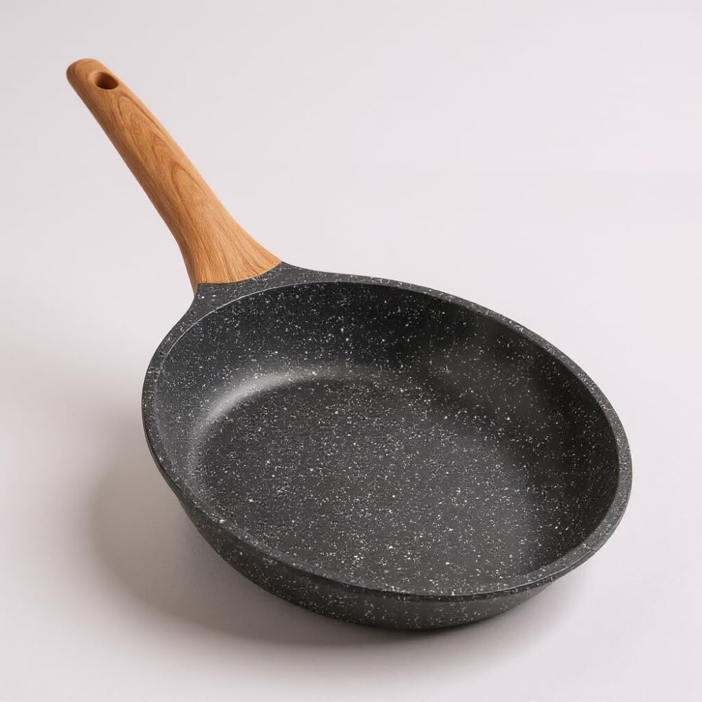 Análise prática da frigideira antiaderente cerâmica: custo-benefício e desempenho no dia a dia.