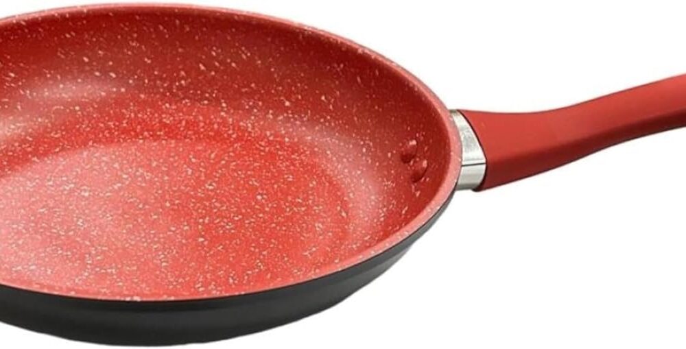 Frigideira Antiaderente 24cm Vermelha: análise de uso diário e durabilidade.