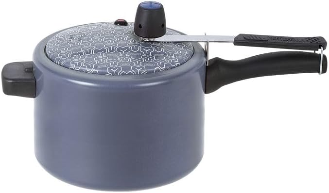 Panela de Pressão Pressionella 4.5L: Desempenho e durabilidade no uso diário.