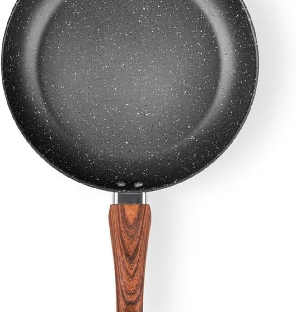 Análise prática da frigideira de cerâmica MTA 22cm: desempenho e durabilidade após semanas de uso.