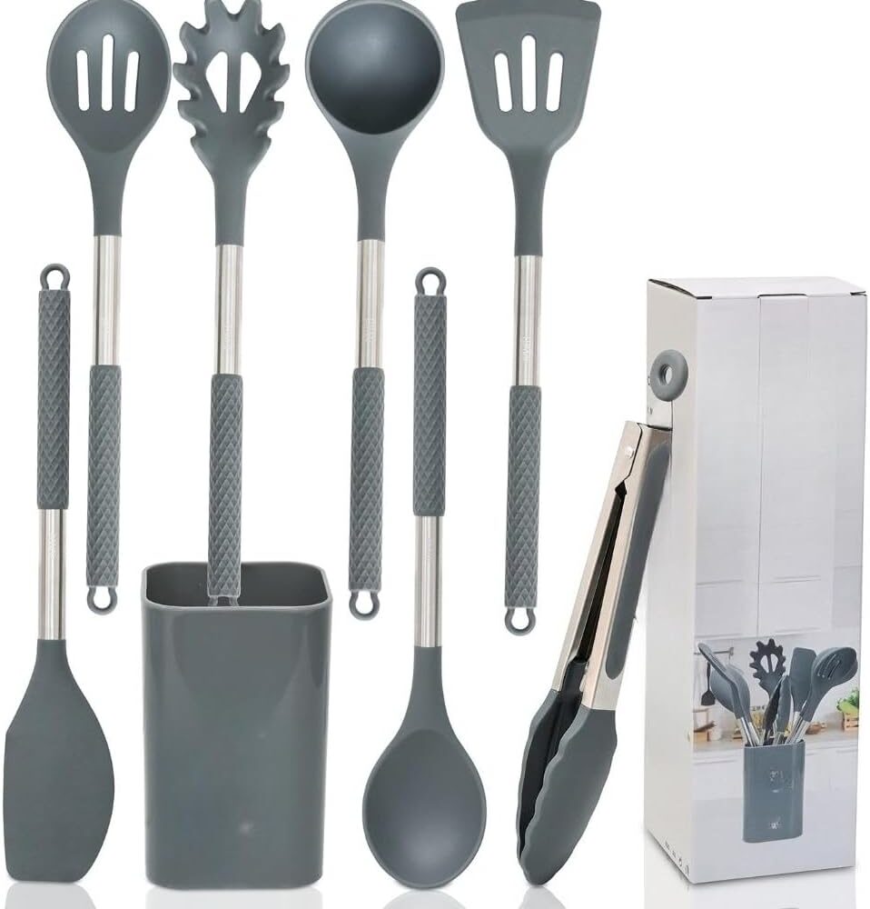 Análise prática dos utensílios de cozinha de grandes com (cinza) após uso diário.