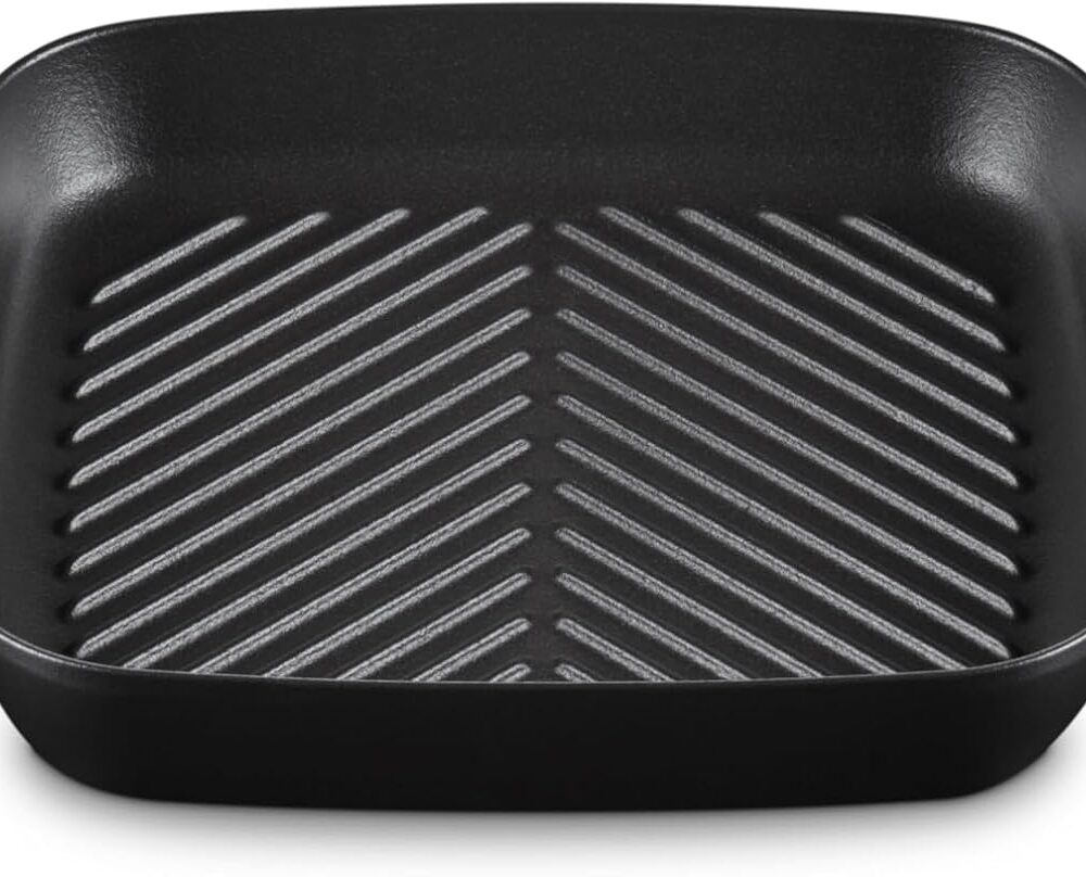 Análise prática da frigideira quadrada Le Creuset Alpine Outdoor: desempenho e durabilidade em uso externo.