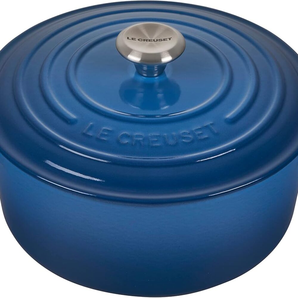 Análise prática da panela Le Creuset 22cm: durabilidade e desempenho no uso diário.
